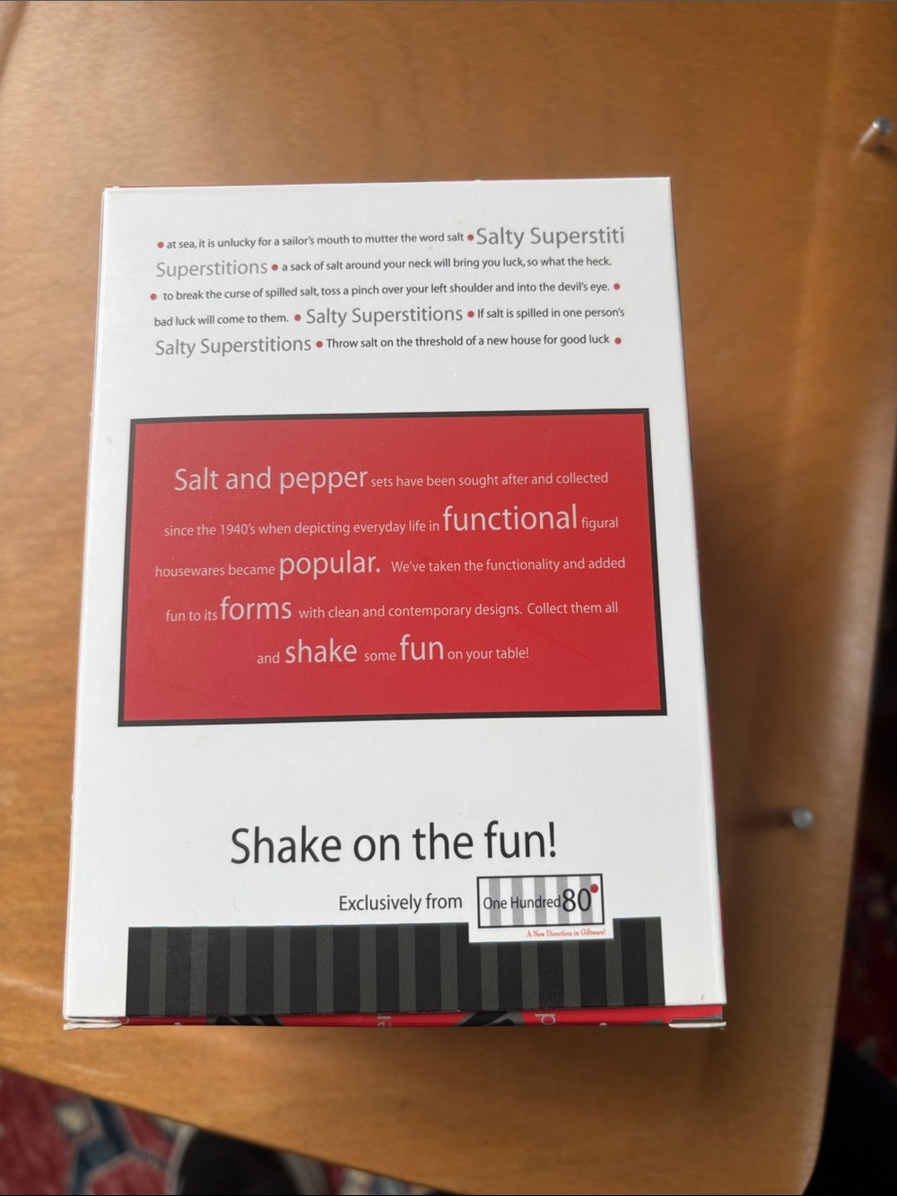 Salt and Pepper Grill-Shaped Shakers - Black - Picture 3 of 6